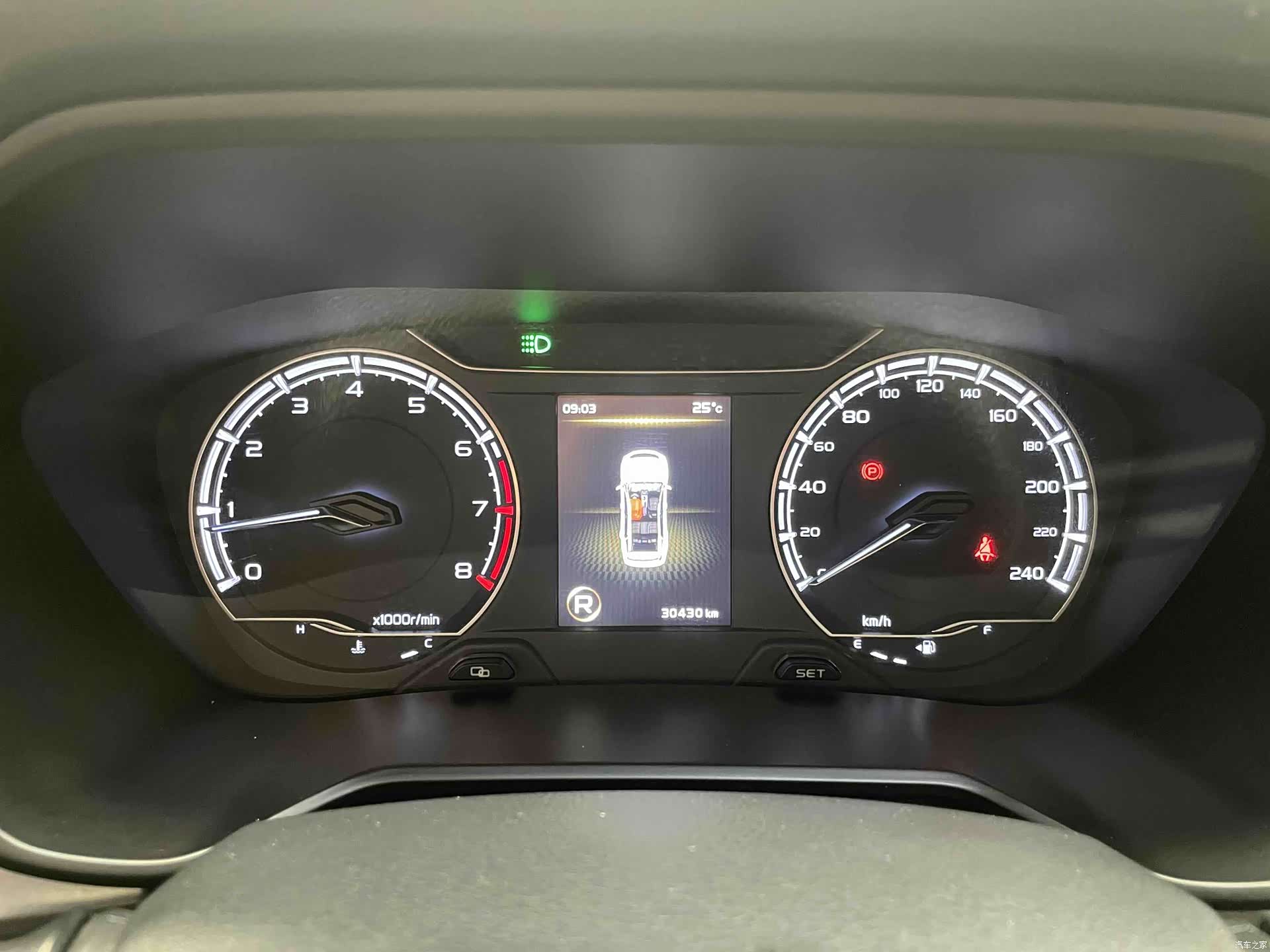 Geely X6, 2022 18