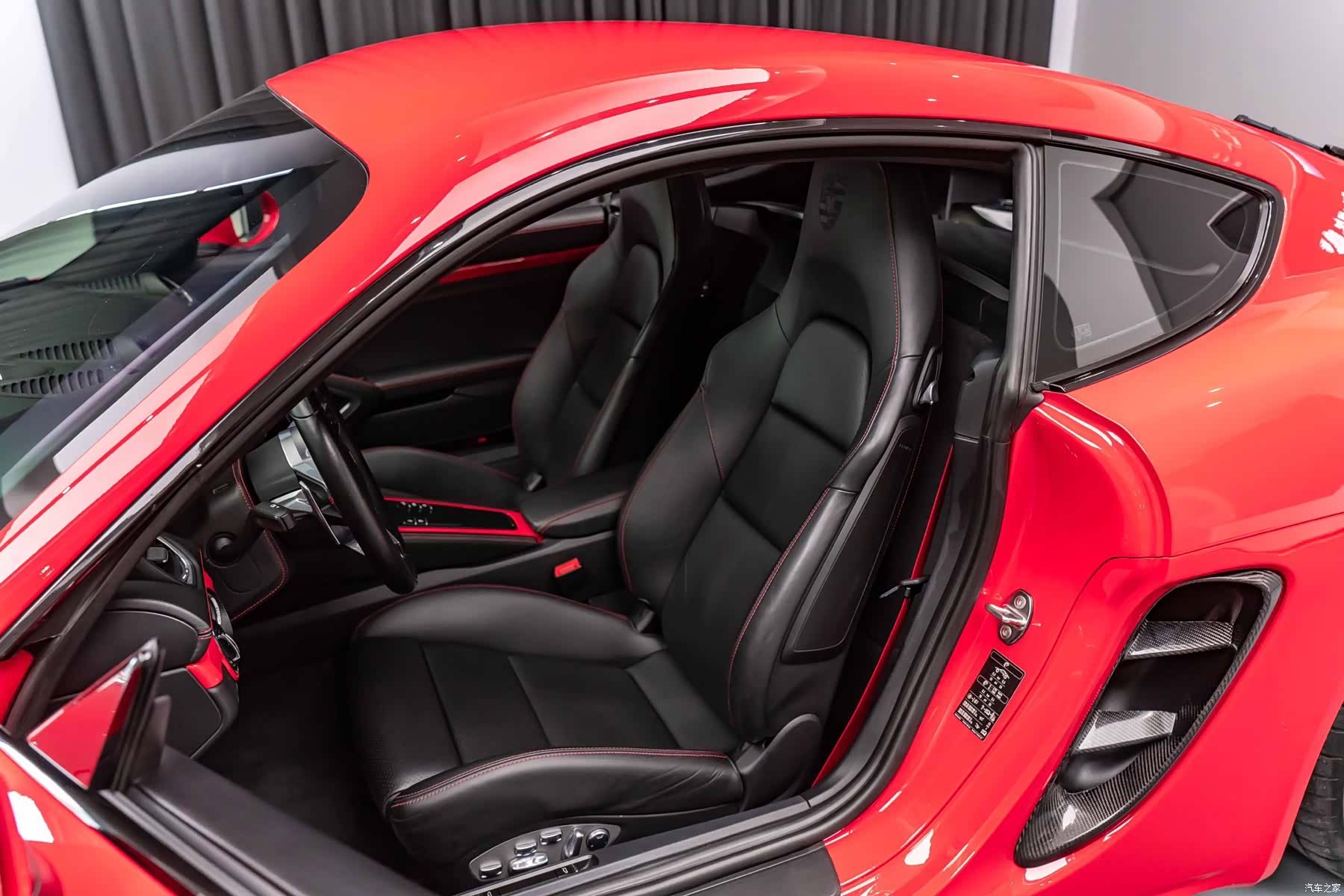 Porsche Cayman, 2022 8
