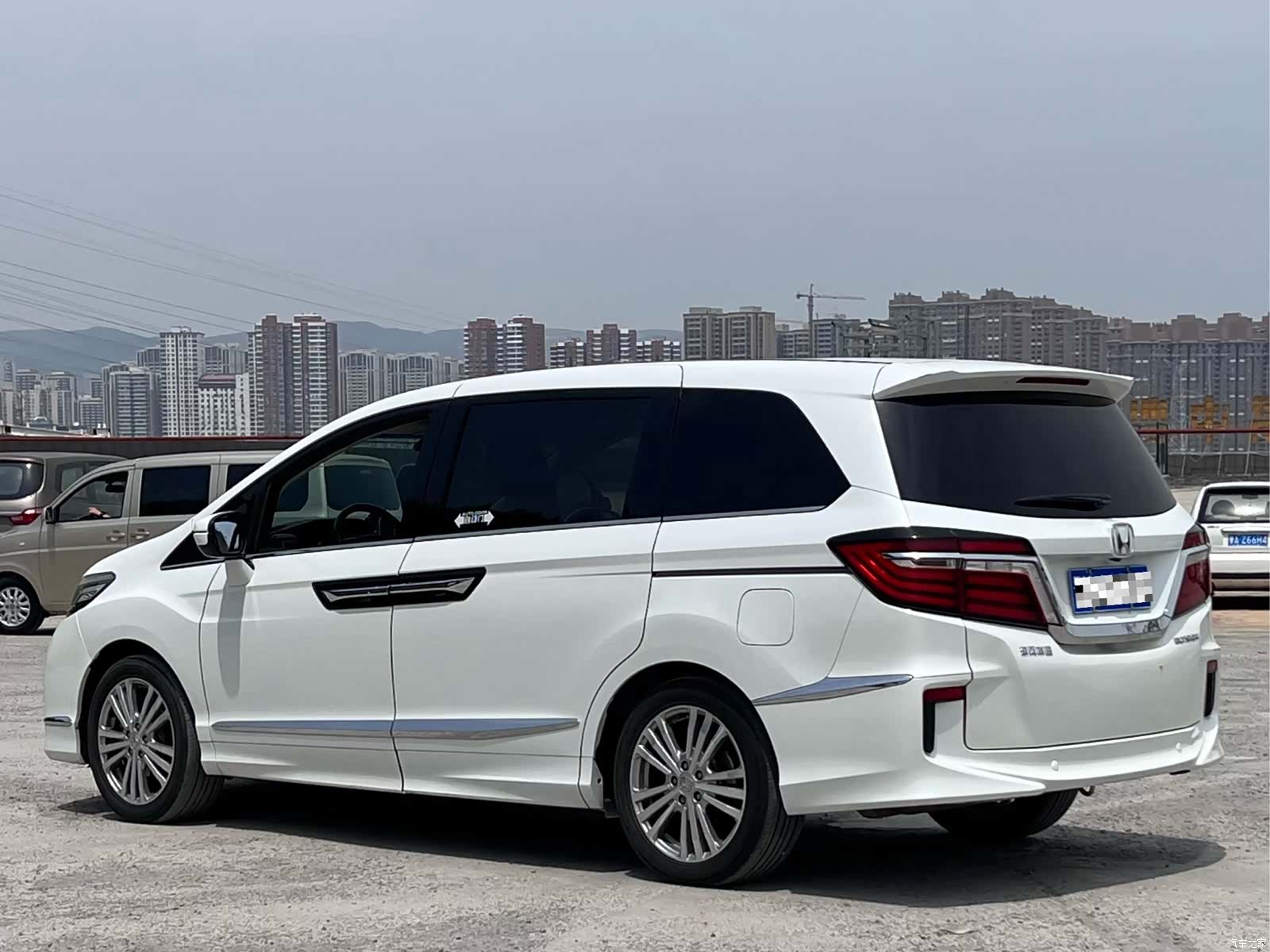Honda Elysion, 2017 6