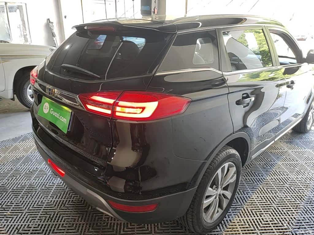 Geely Boyue, 2017 7