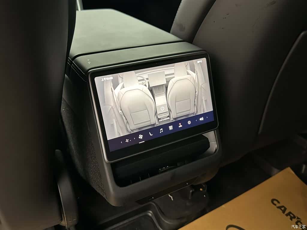 Tesla Model Y, 2025 16