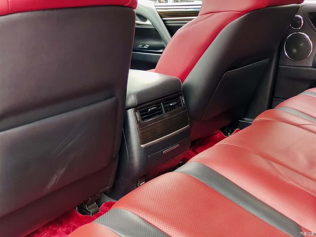 Lexus LX, 2020 9