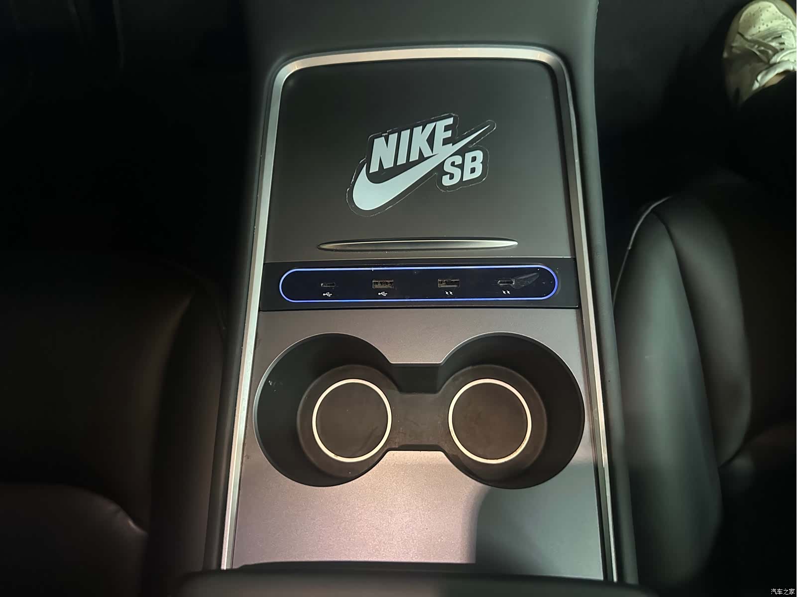 Tesla Model Y, 2022 9