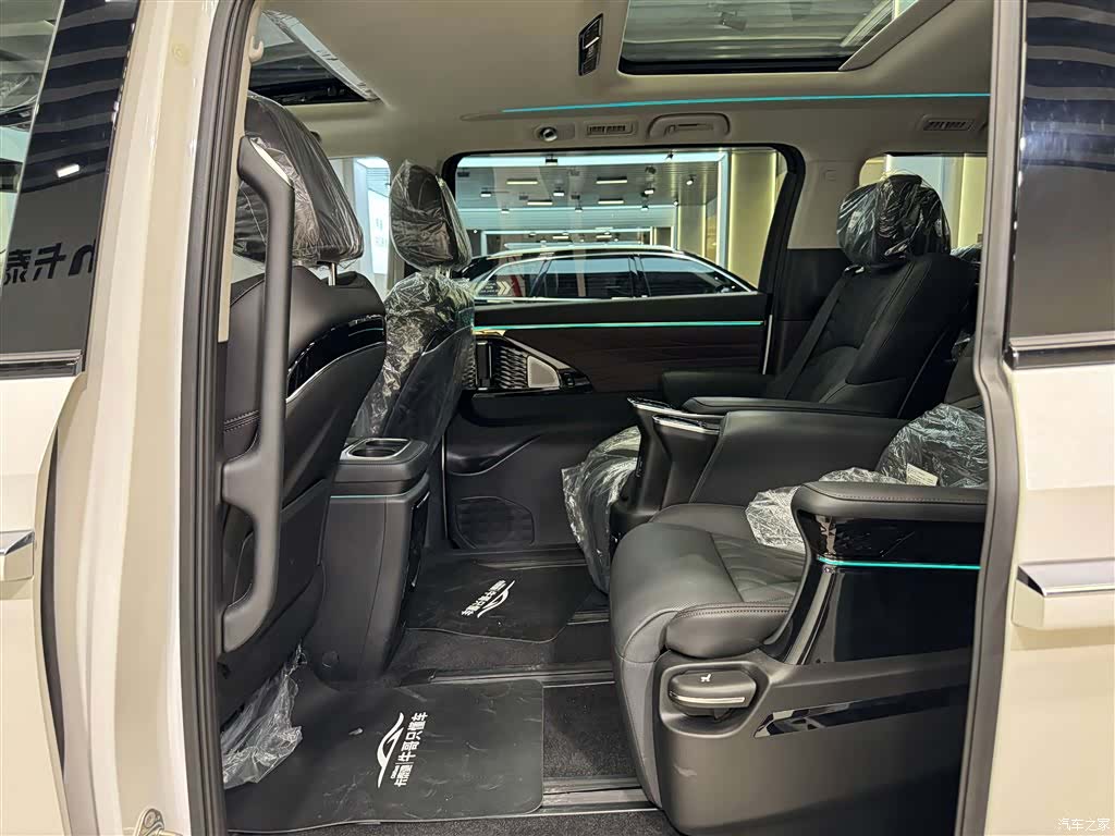 Trumpchi M8, 2024 17