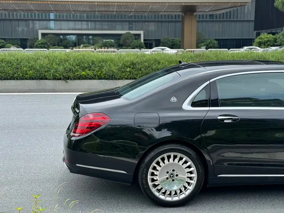 Mercedes-Benz Maybach S-class