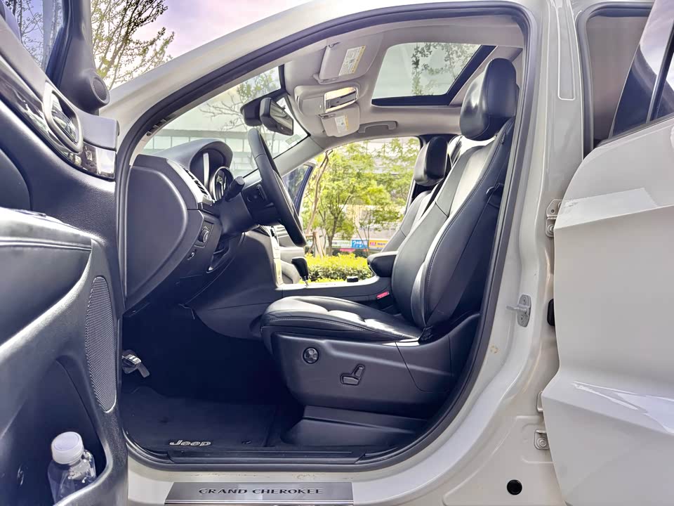 Jeep Grand Cherokee Jeep Grand Cherokee