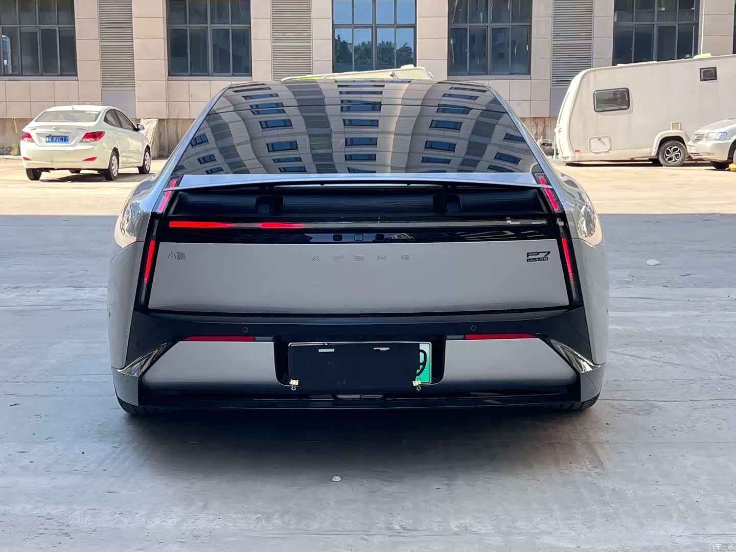 Xpeng P7, 2025 8