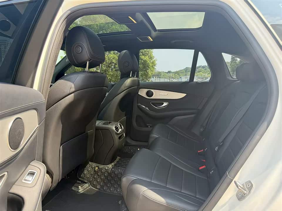 Mercedes-Benz GLC Mercedes-Benz GLC