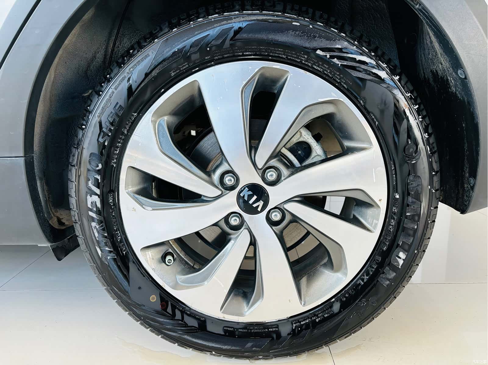 Kia KX, 2019 22