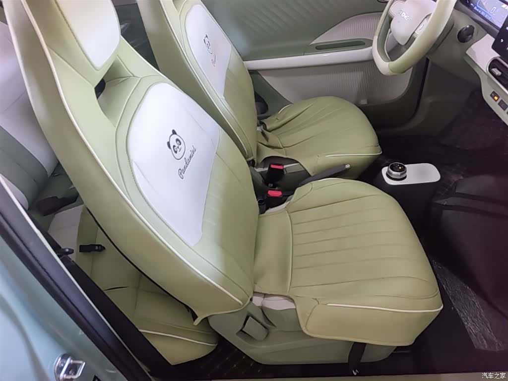 Geely Panda, 2025 25