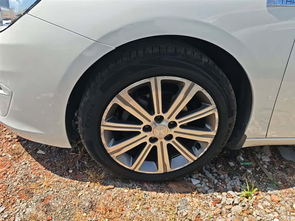 Peugeot 408, 2016 23