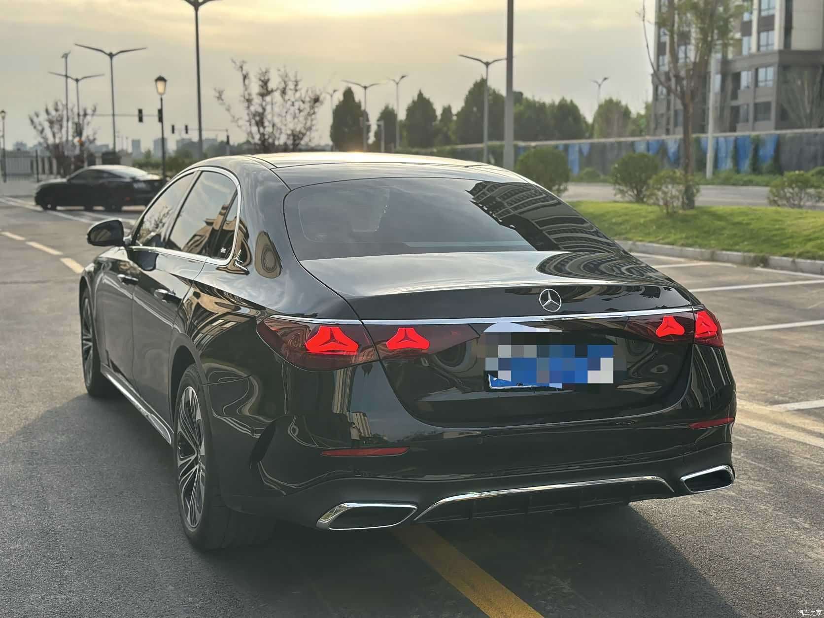 Mercedes-Benz E-Class, 2024 7