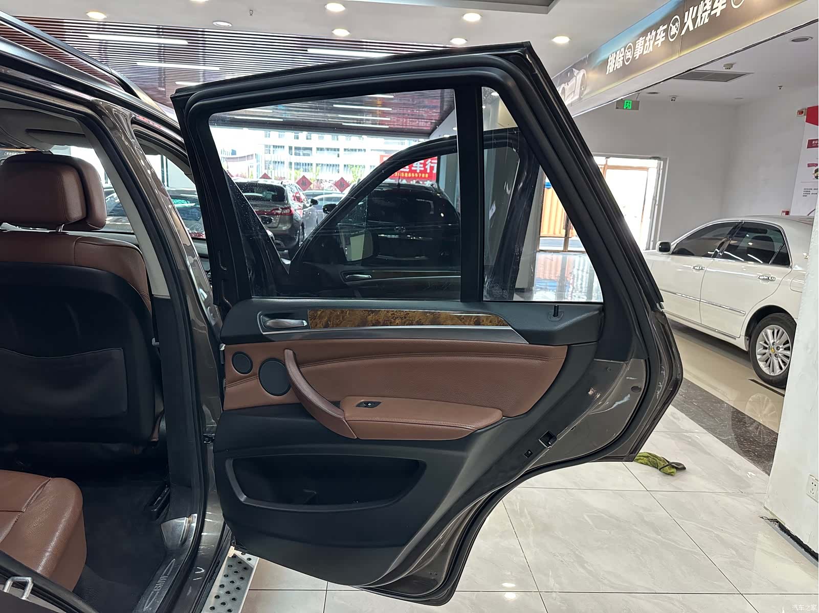 BMW X5, 2011 13