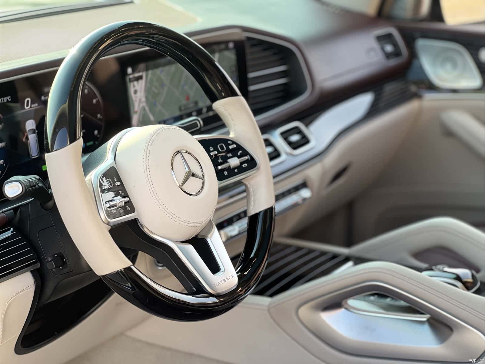 Mercedes-Benz GLS, 2023 17