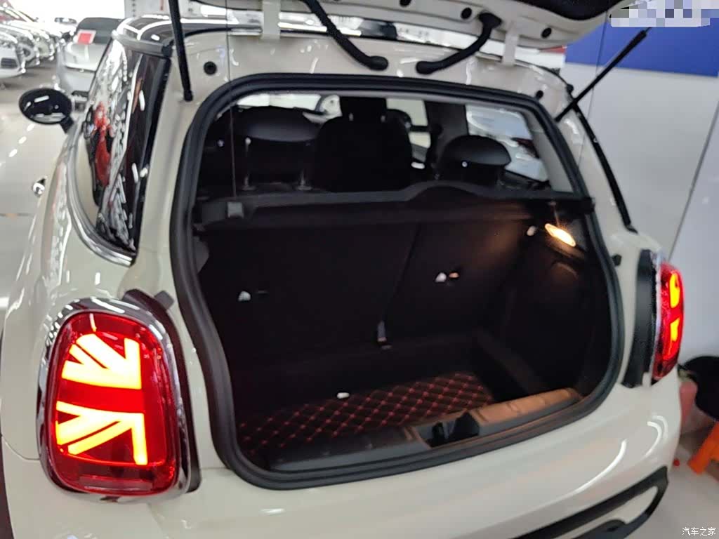 Mini Cooper, 2021 19