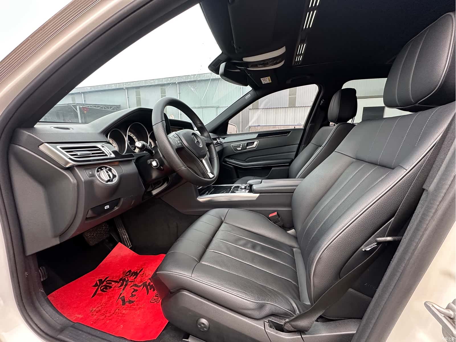 Mercedes-Benz E-Class, 2016 4
