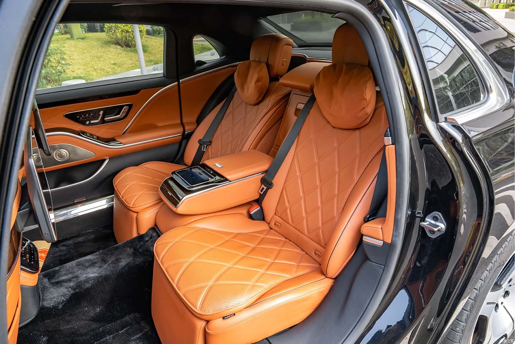 Maybach S-Class, 2022 6