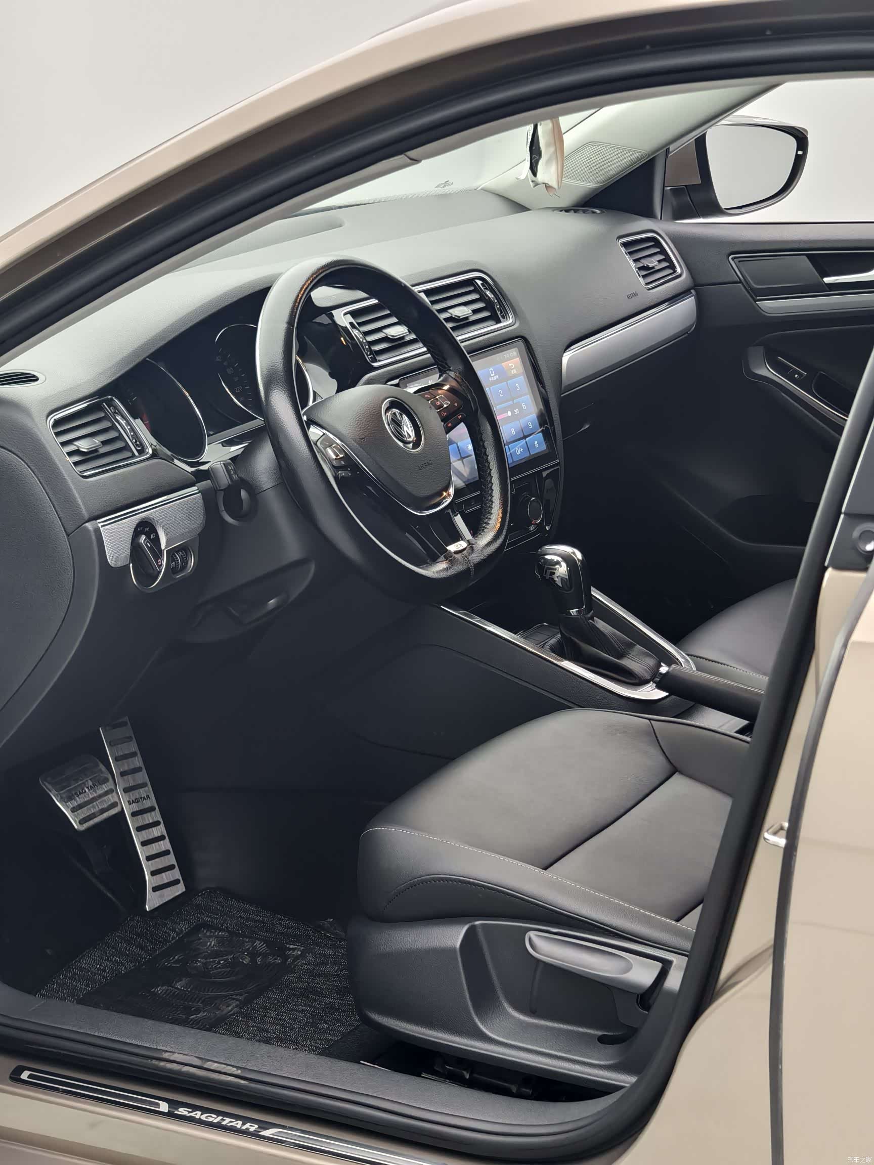 Volkswagen Sagitar, 2019 все фото