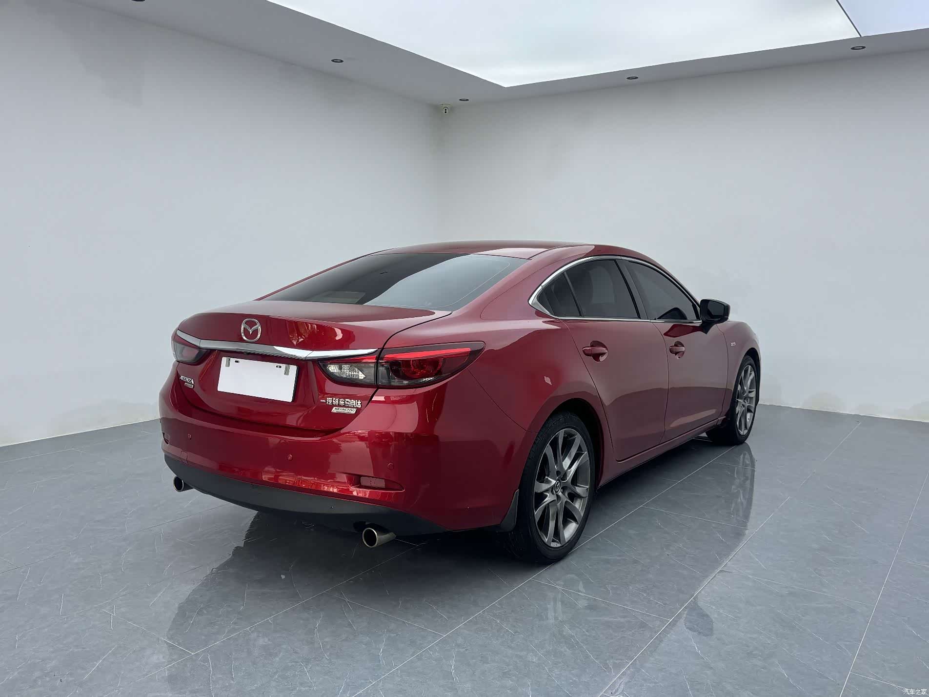Mazda Atenza, 2018 9