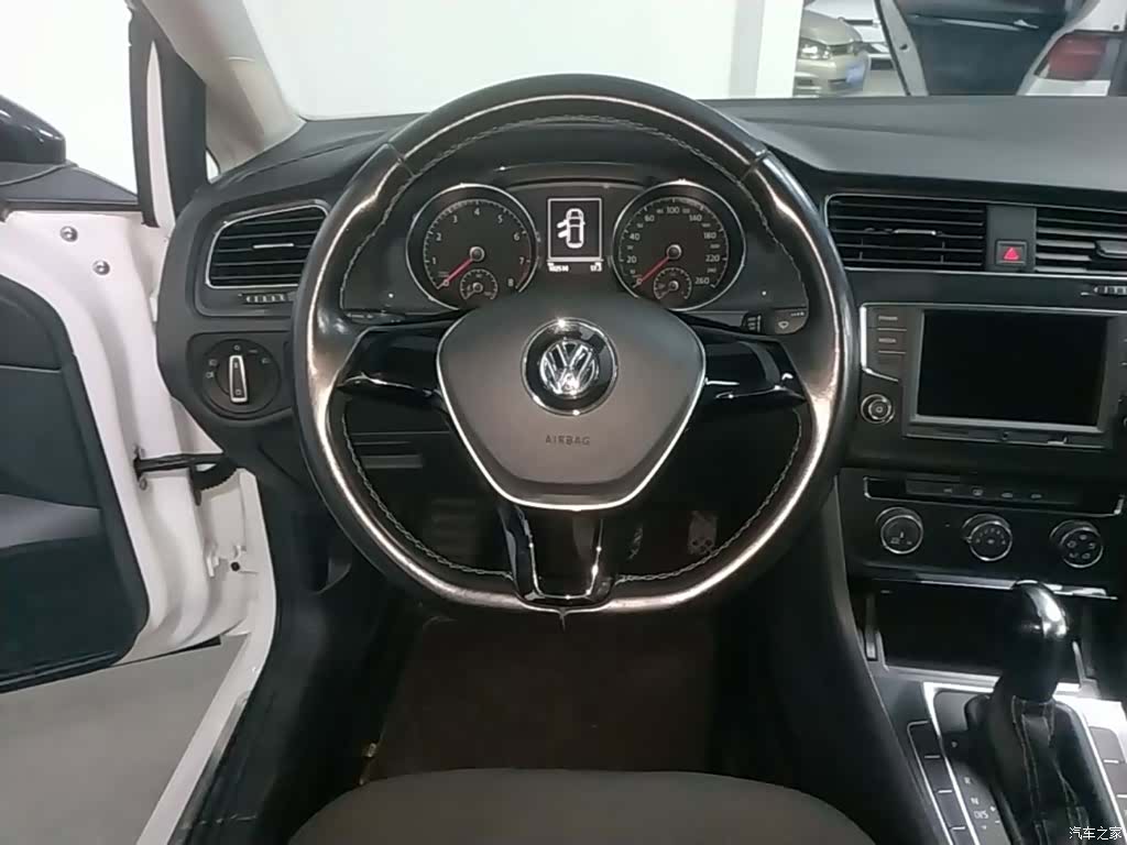 Volkswagen Golf, 2017 11