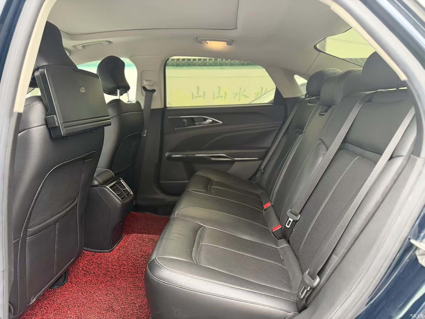 Ford Taurus, 2016 все фото