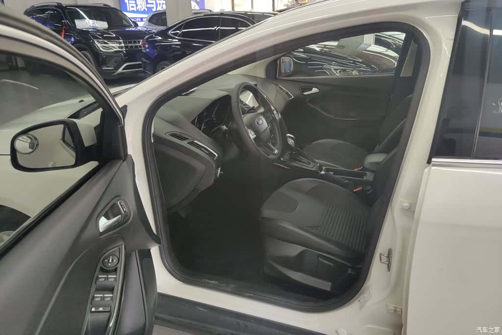 Ford Focus, 2016 9