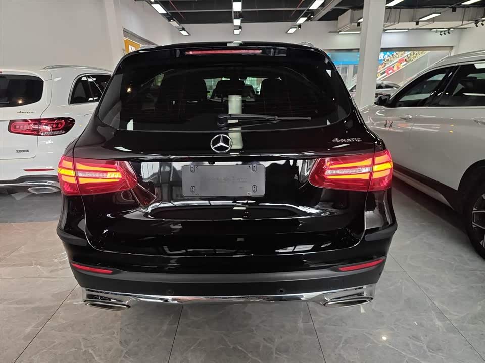 Mercedes-Benz GLC Mercedes-Benz GLC