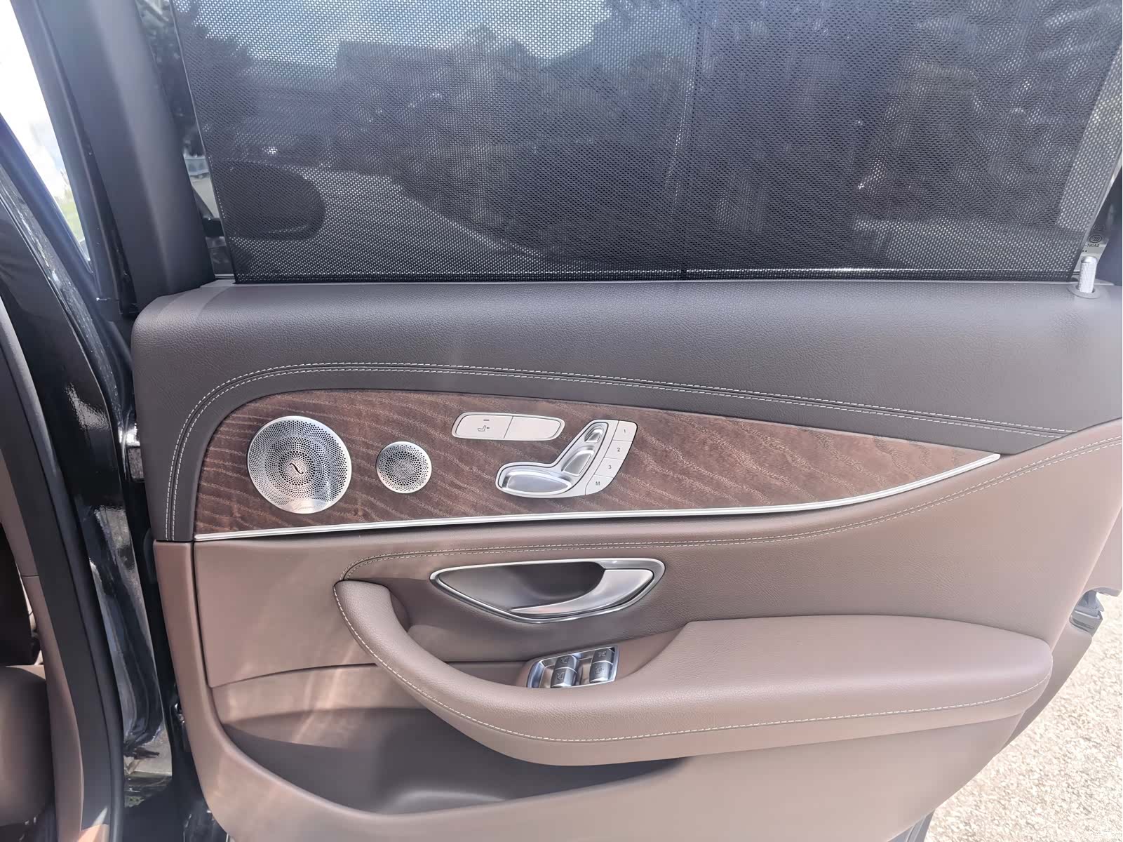 Mercedes-Benz E-Class, 2019 16