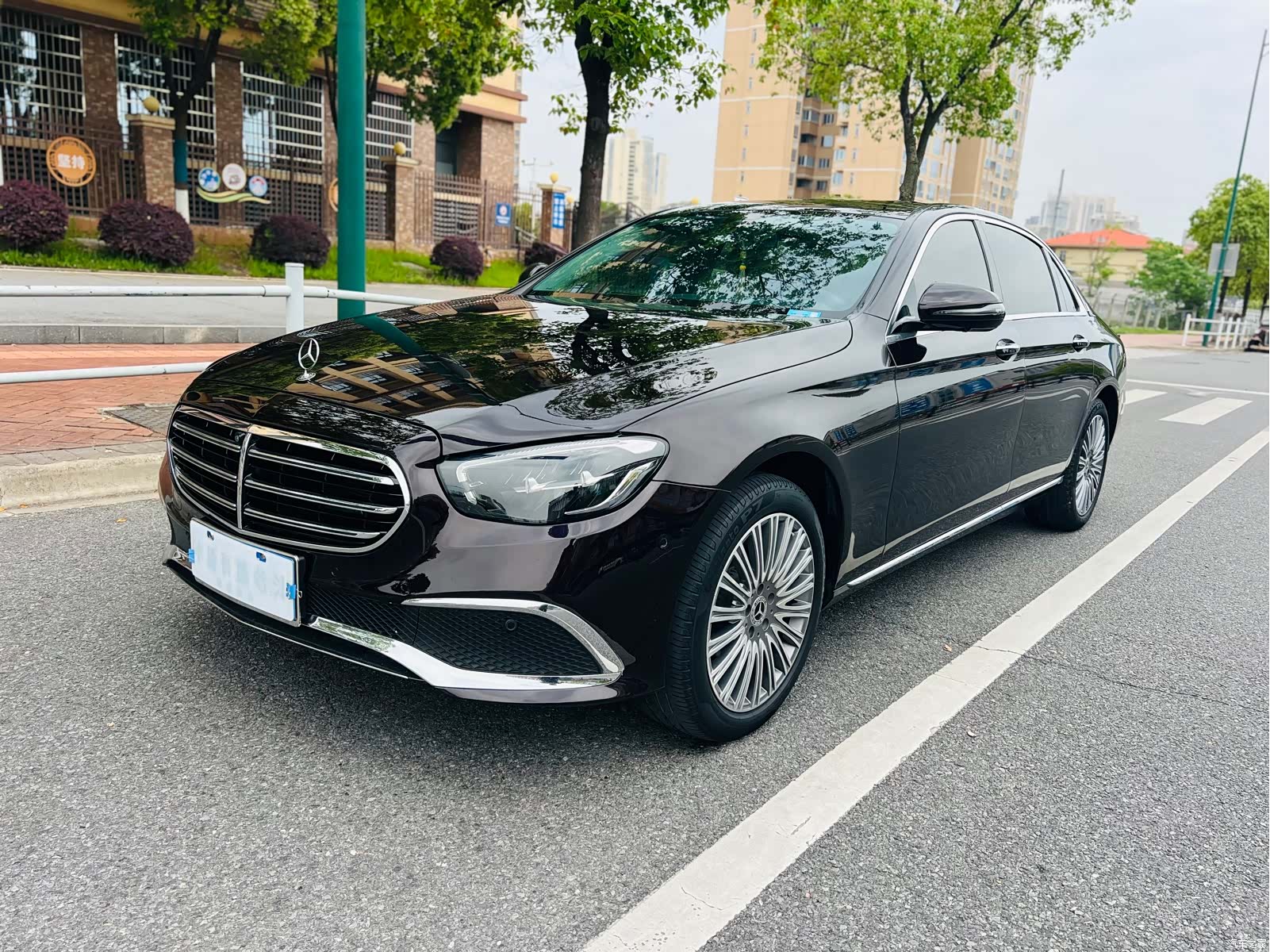 Mercedes-Benz E-Class, 2022 1