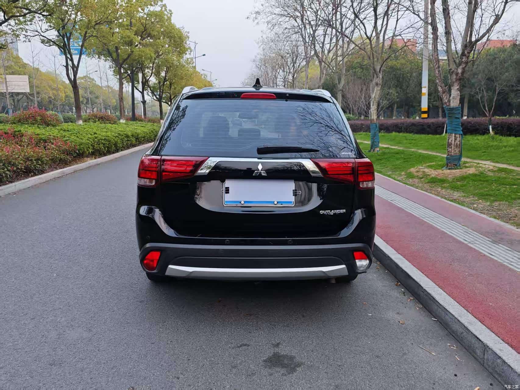 Mitsubishi Outlander, 2018 все фото