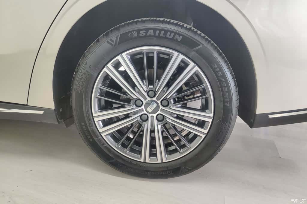 Geely 6, 2025 6