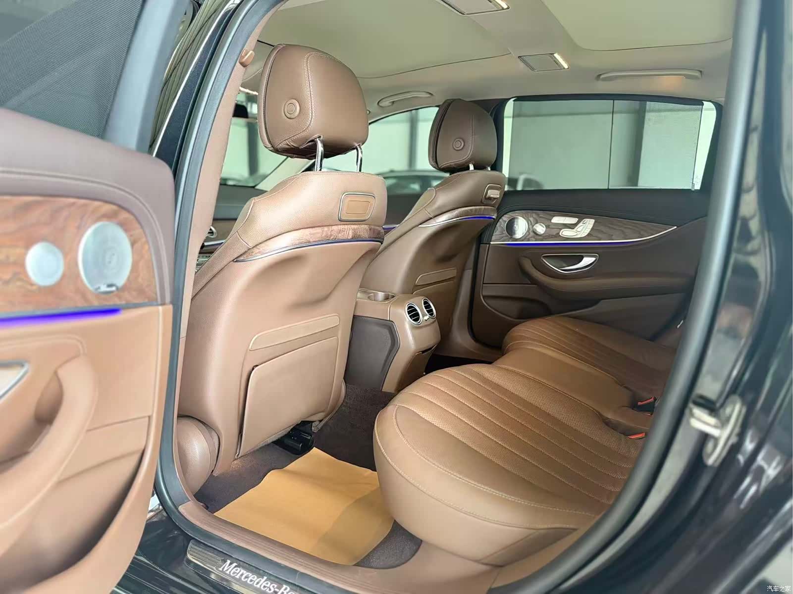 Mercedes-Benz E-Class, 2020 8