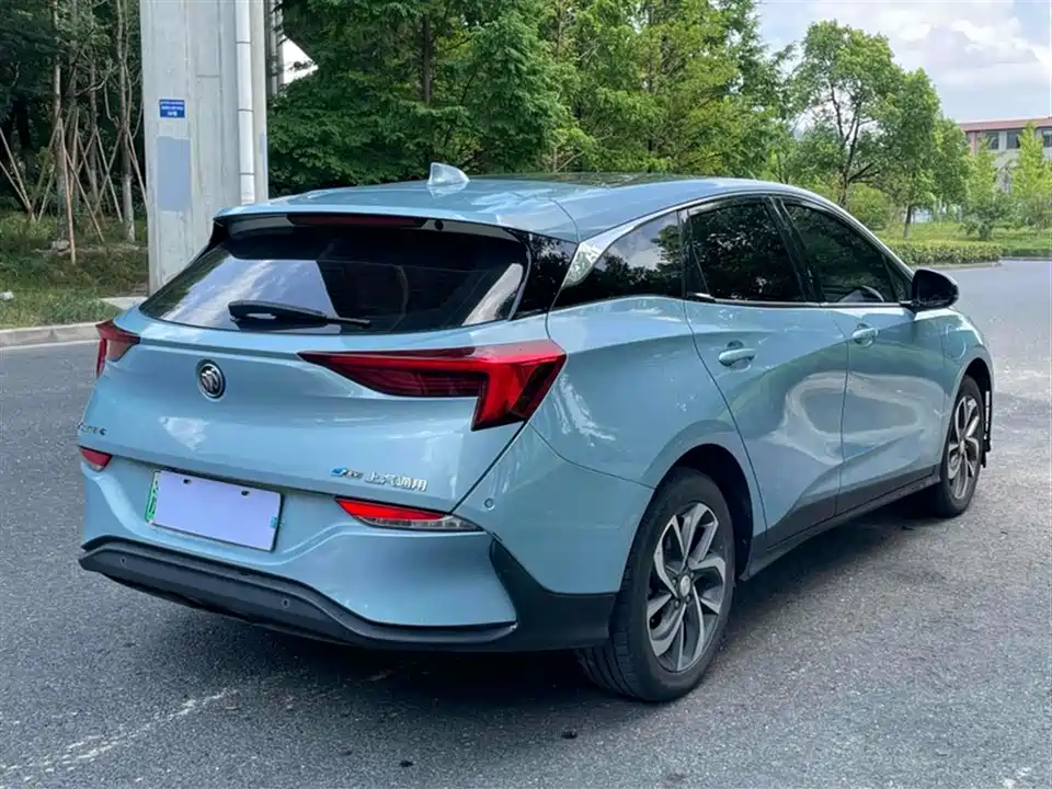 Buick Slightly blue 6