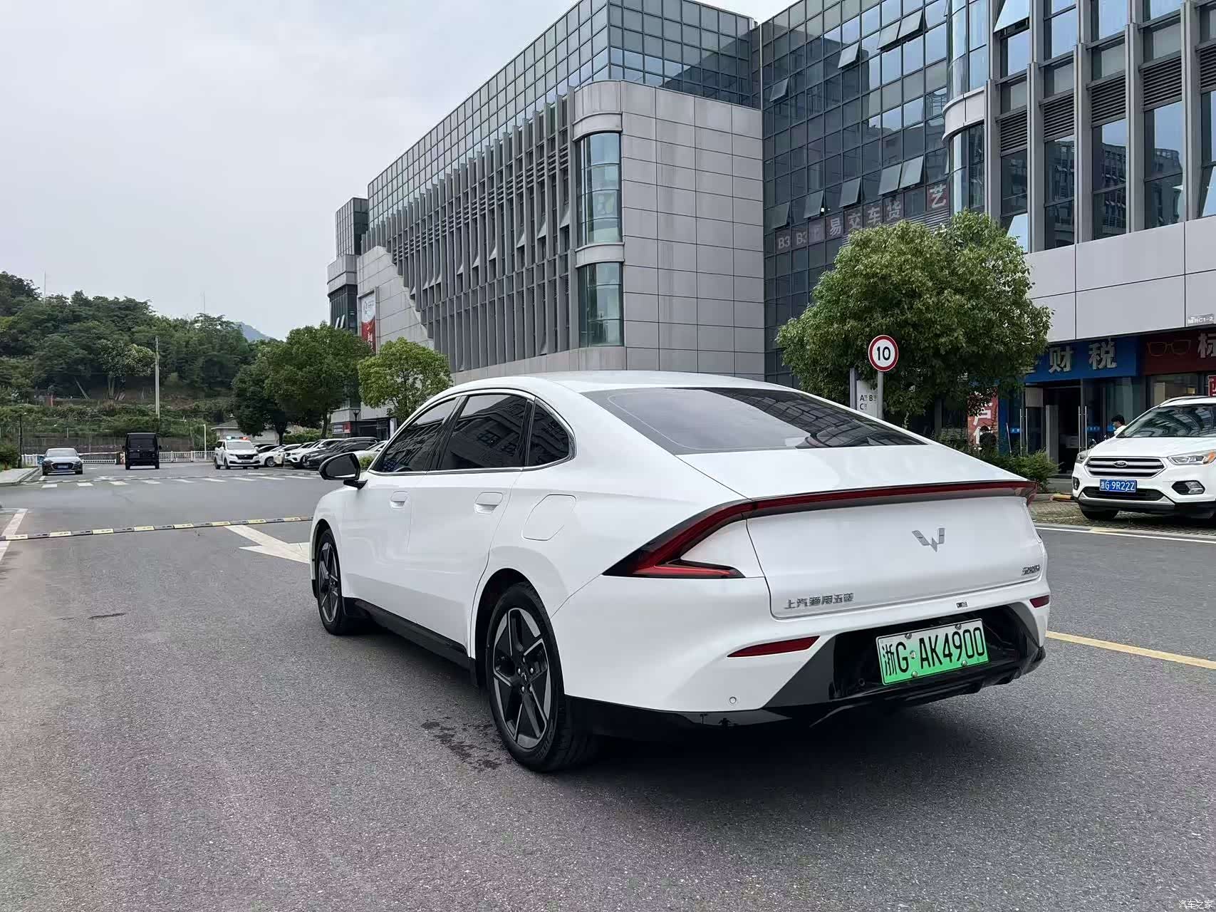 Wuling Starlight, 2025 6