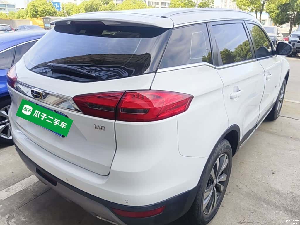 Geely Boyue, 2018 все фото