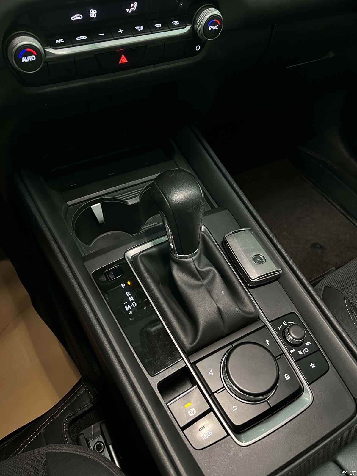Mazda CX-50, 2025 27