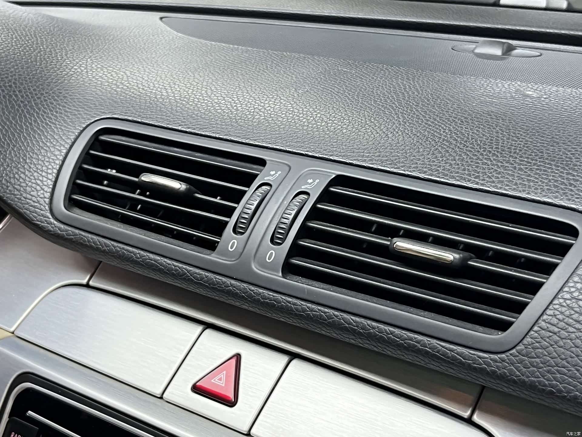 Volkswagen CC, 2011 9