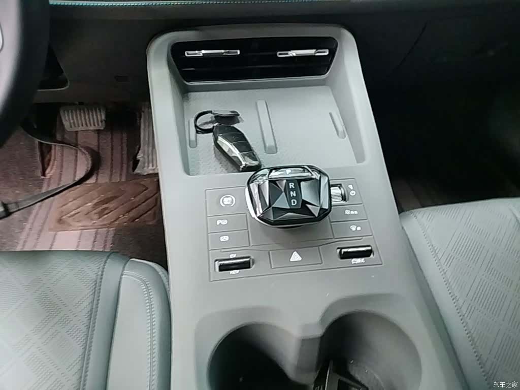 BYD Qin, 2025 14