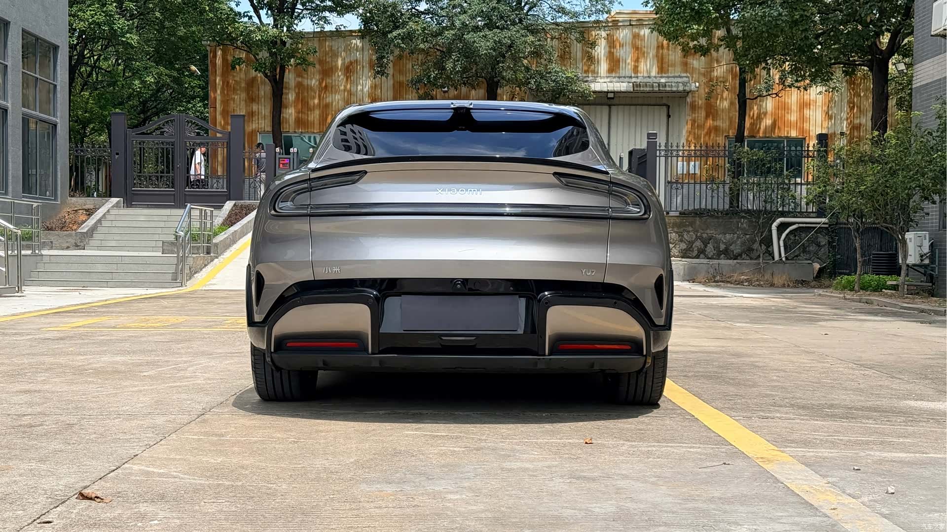 Xiaomi YU7, 2025 9