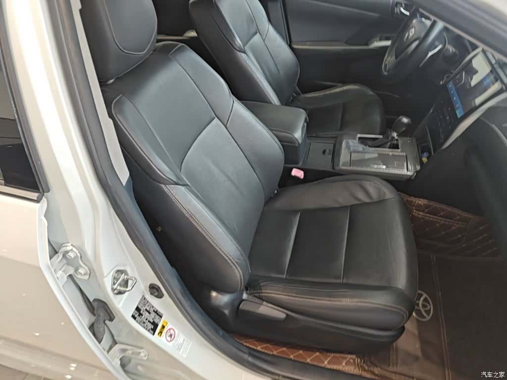 Toyota Camry, 2017 25