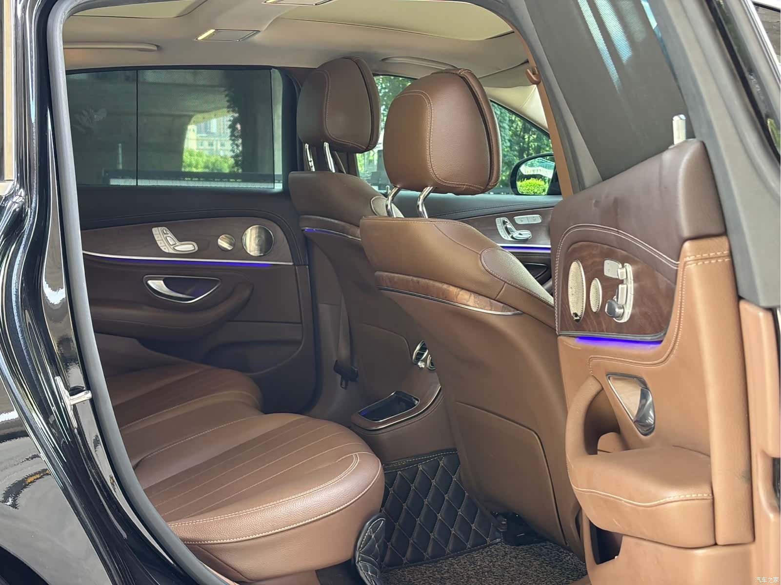 Mercedes-Benz E-Class, 2021 6