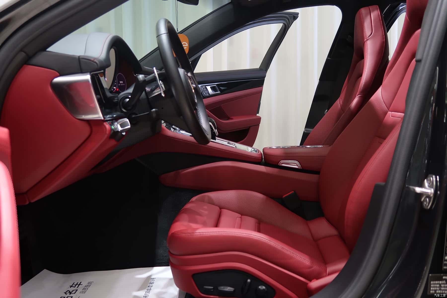 Porsche Panamera, 2023 7