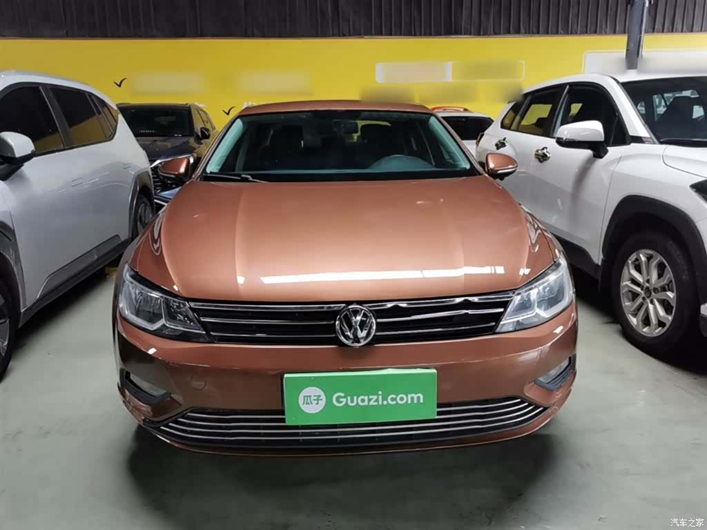 Volkswagen Lamando, 2016 3