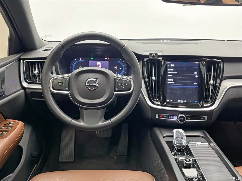 Volvo S60, 2023 19