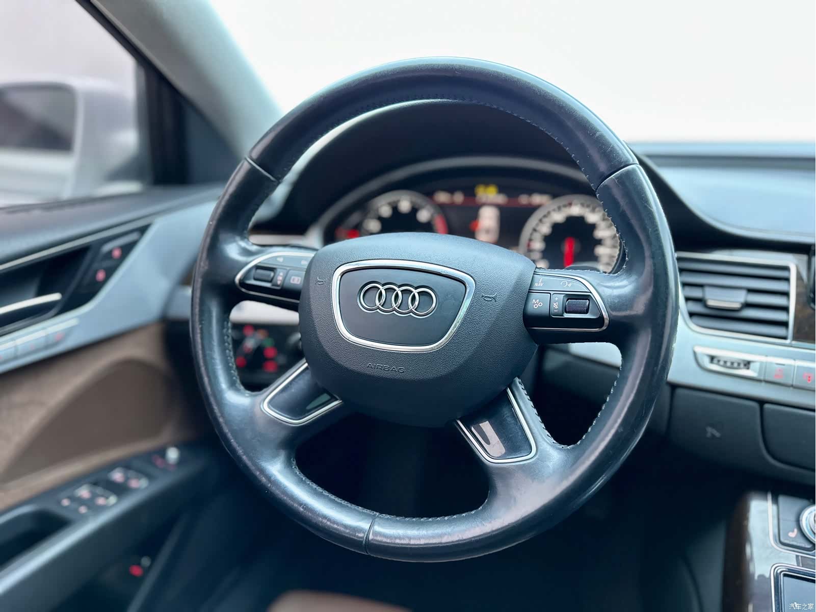 Audi A8L, 2015 7