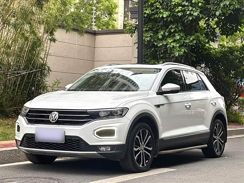 Volkswagen T-ROC exploring Songs