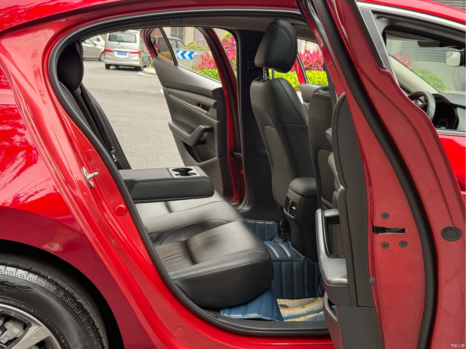 Mazda Mazda3, 2019 11