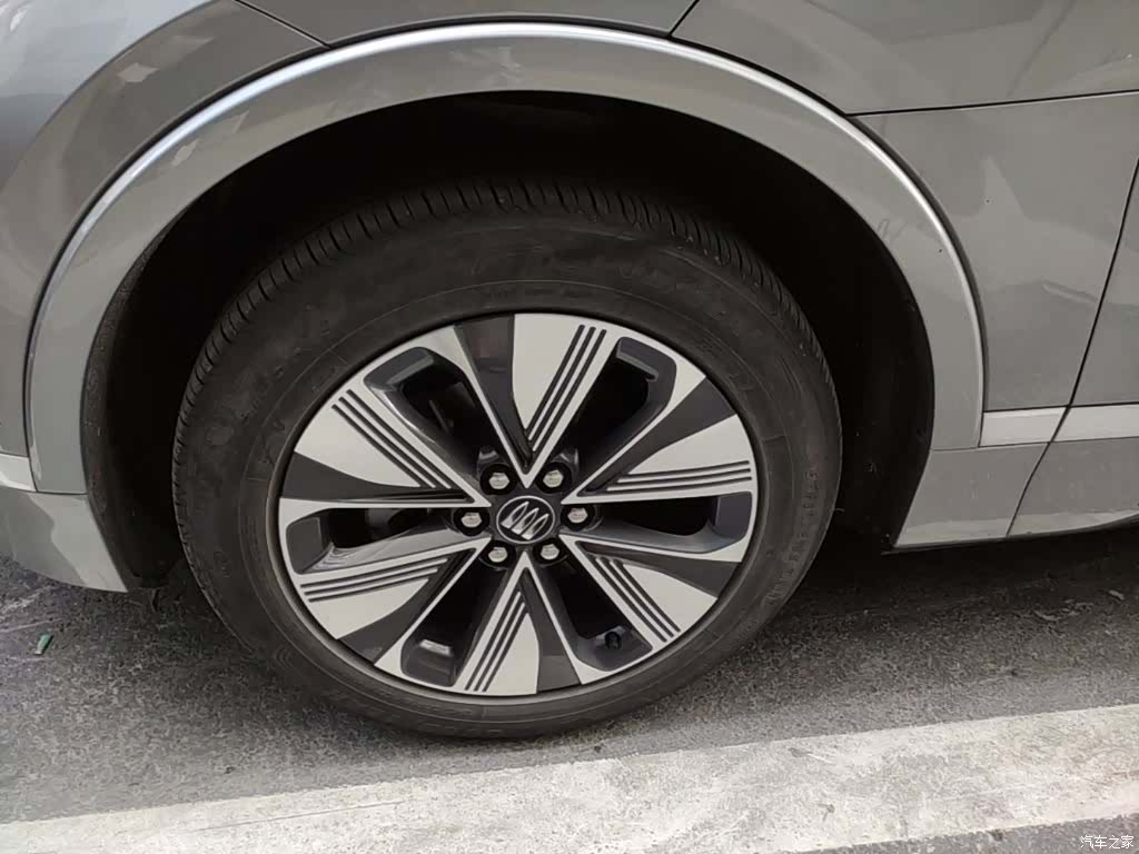 Buick E5, 2025 25