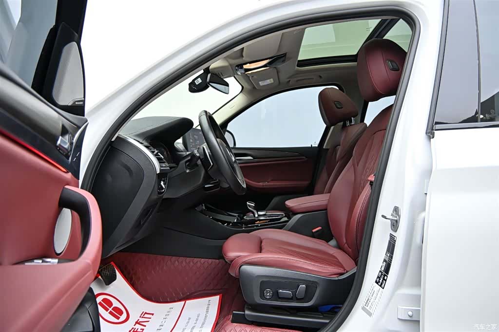 BMW X3, 2024 10