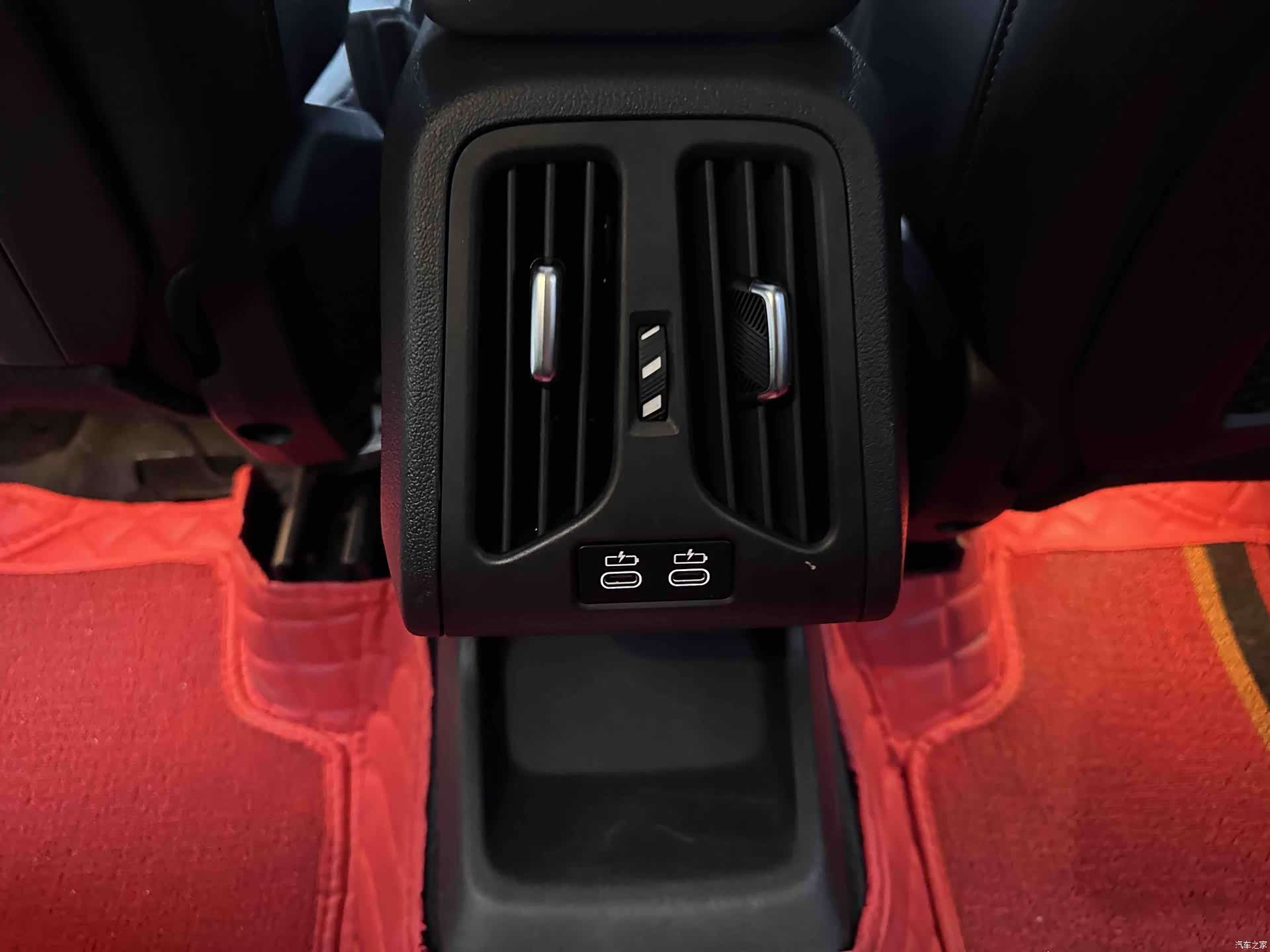 BMW X1, 2023 13